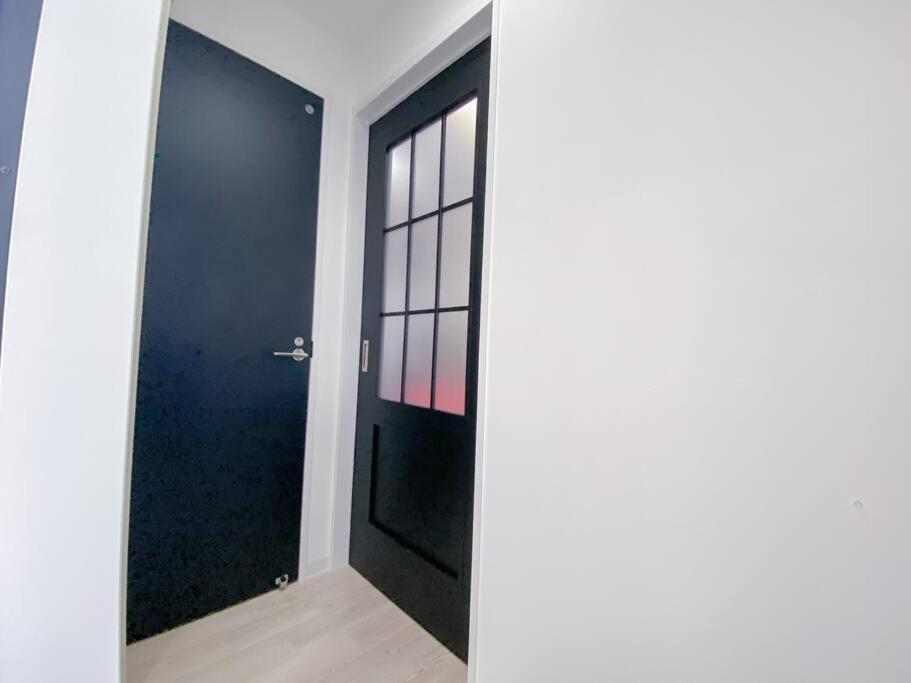 Residential Hotel Glitter Usjまで1駅5分 Oszaka Szoba fotó
